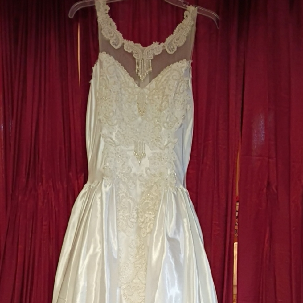 Vintage Cream Lace Wedding Dress READ Sleeves Removed Beads Lace